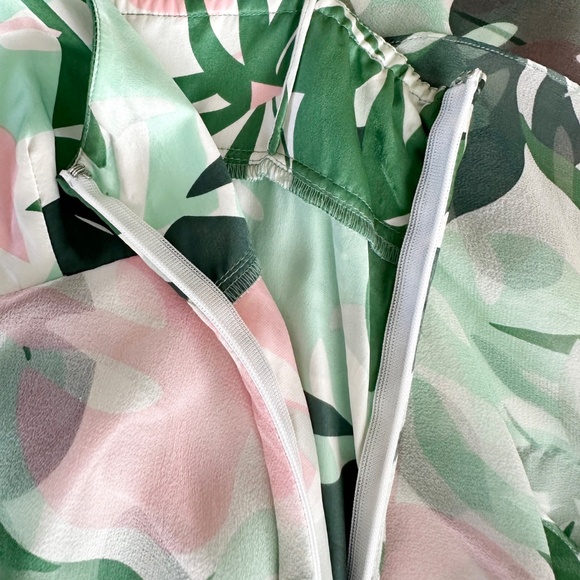 Tibi | Spaghetti Strap | Floral | 100% Silk Chiffon | Tiered Dress | Size 2 - Picture 4 of 5